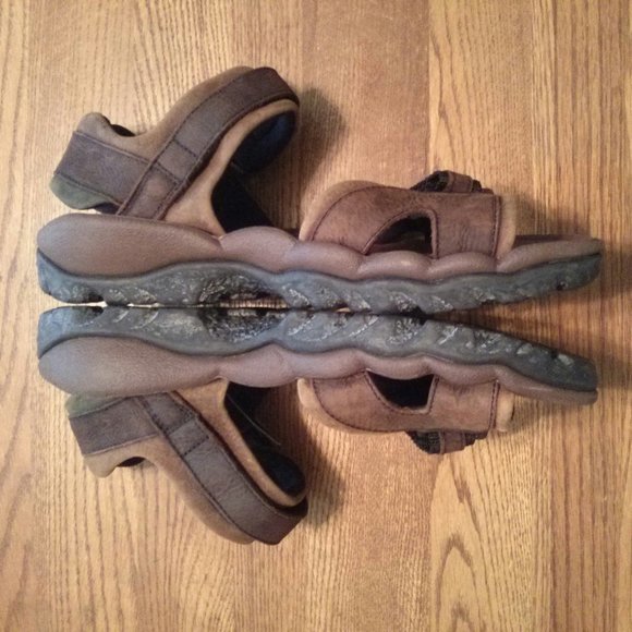 New Clarks Leather/Nubuck Trekking Sandals - Size 12 Summer Travel Outdoor main image 8